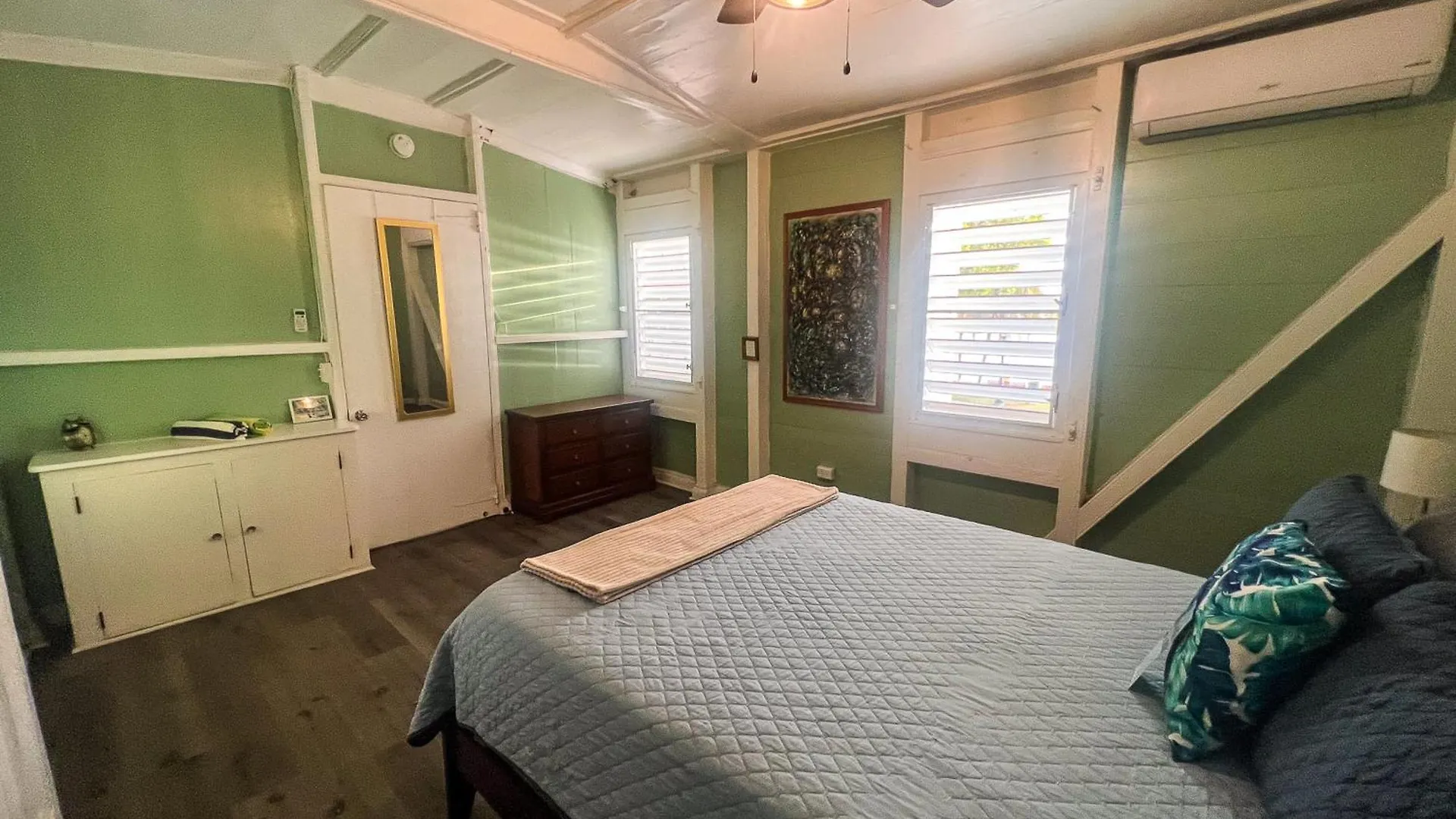 Victoria House Hotel Frederiksted